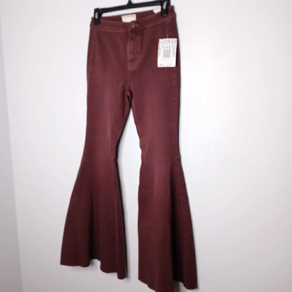 Free People Just Fliat On Flare spicy red jeans size 26